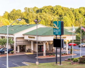 Гостиница Quality Inn University Winston Salem  Уинстон-Сейлем